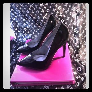 Patent VEGAN leather stilettos